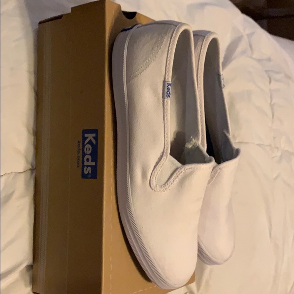 Keds white canvas shoes